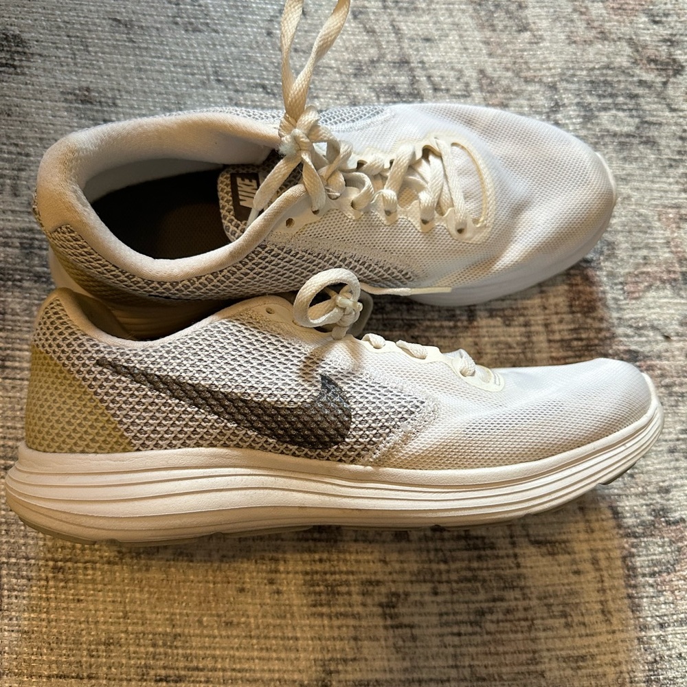 White Nike Sneakers